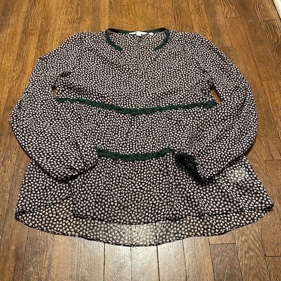 Boden Talise Sheer Tunic Top in Milkshake Petal Size 8 - Picture 2 of 6